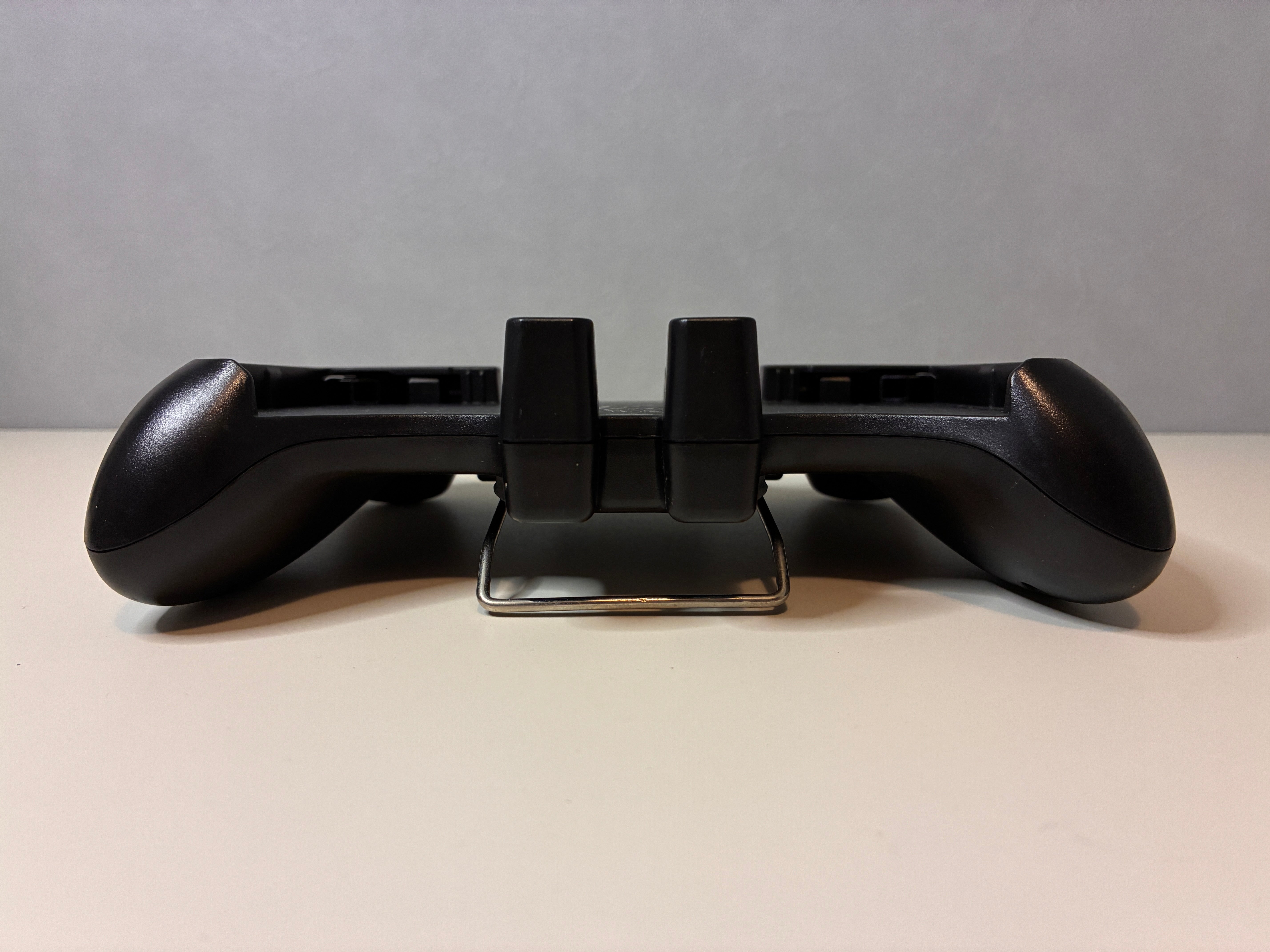 HORI Monster Hunter XX Hunting Gear Grip for New Nintendo 3DS LL(XL)