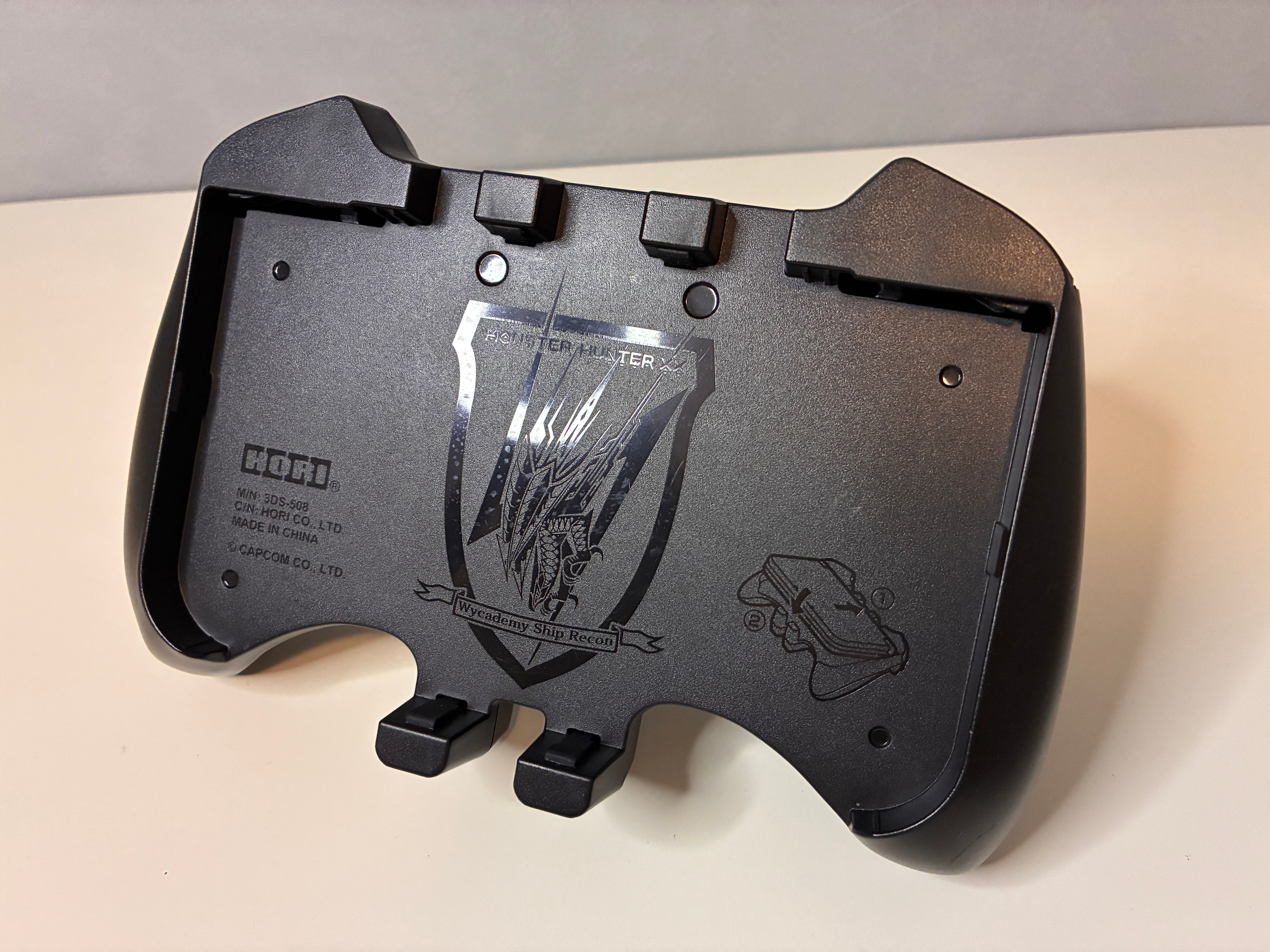 HORI Monster Hunter XX Hunting Gear Grip for New Nintendo 3DS LL(XL)