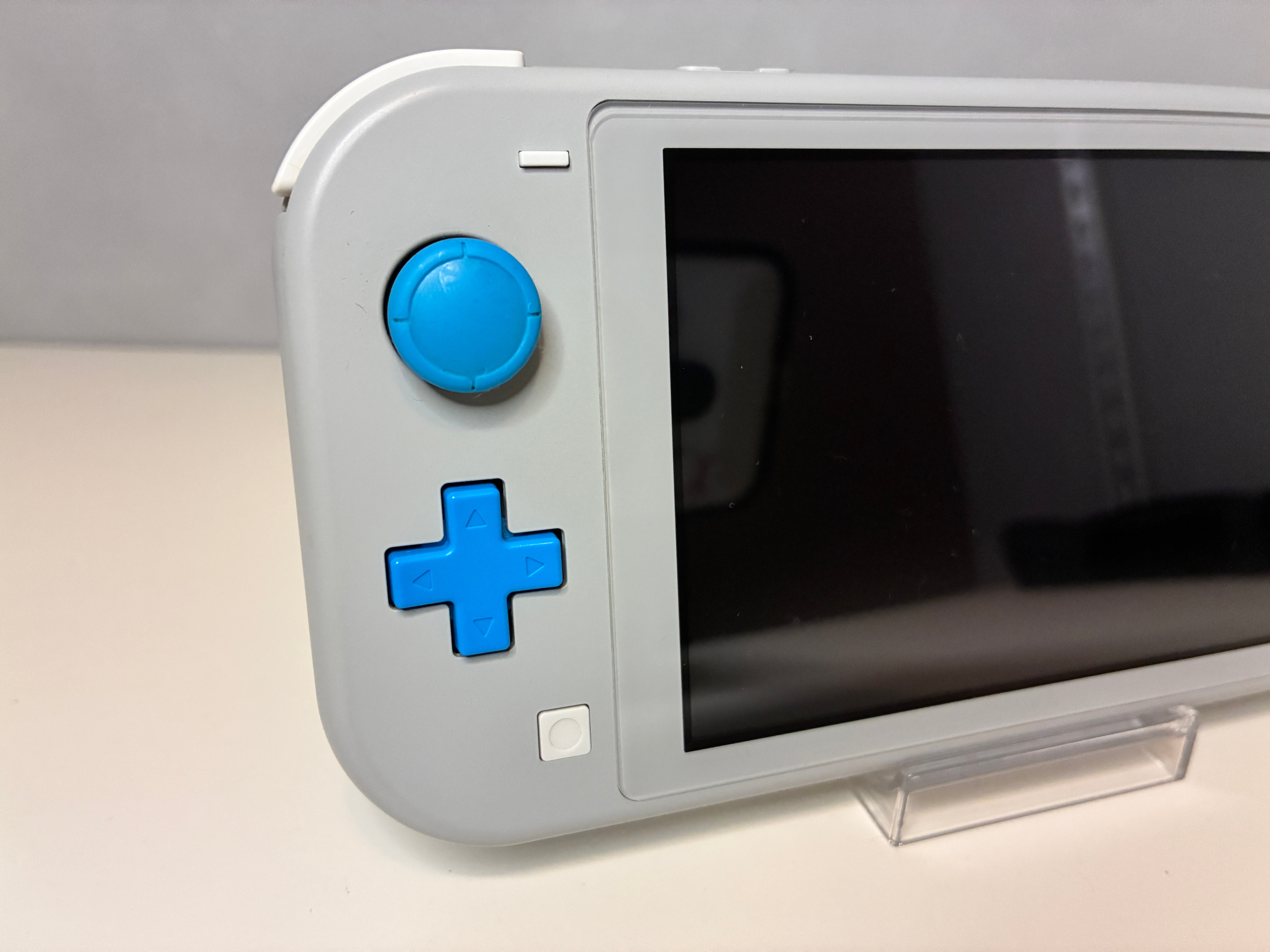 Nintendo Switch Lite Console / Pokemon Zacian Zamazenta Edition