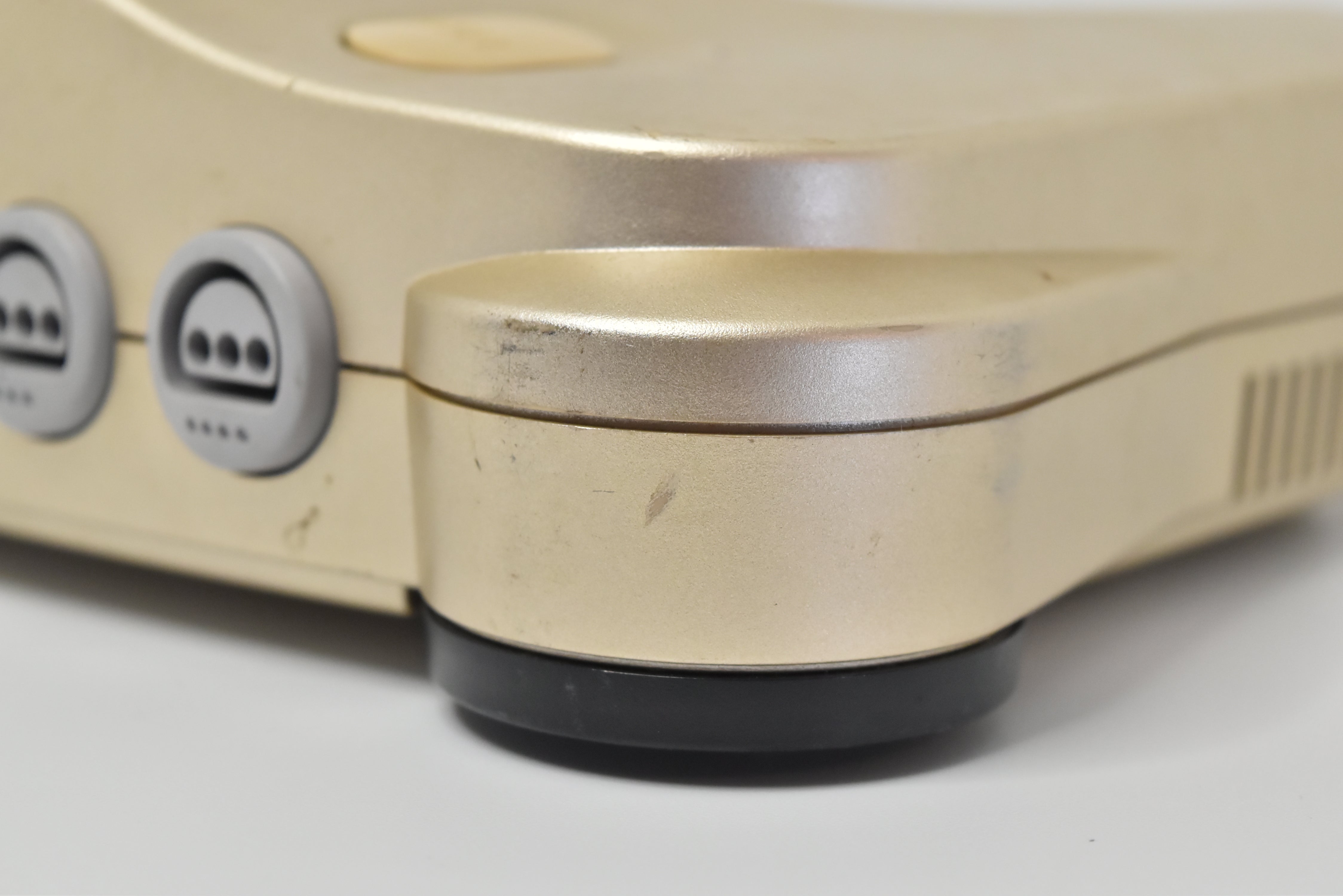 Nintendo 64 Gold Console System / Toys "R" Us Limited Edition / NTSC-J (Japan)