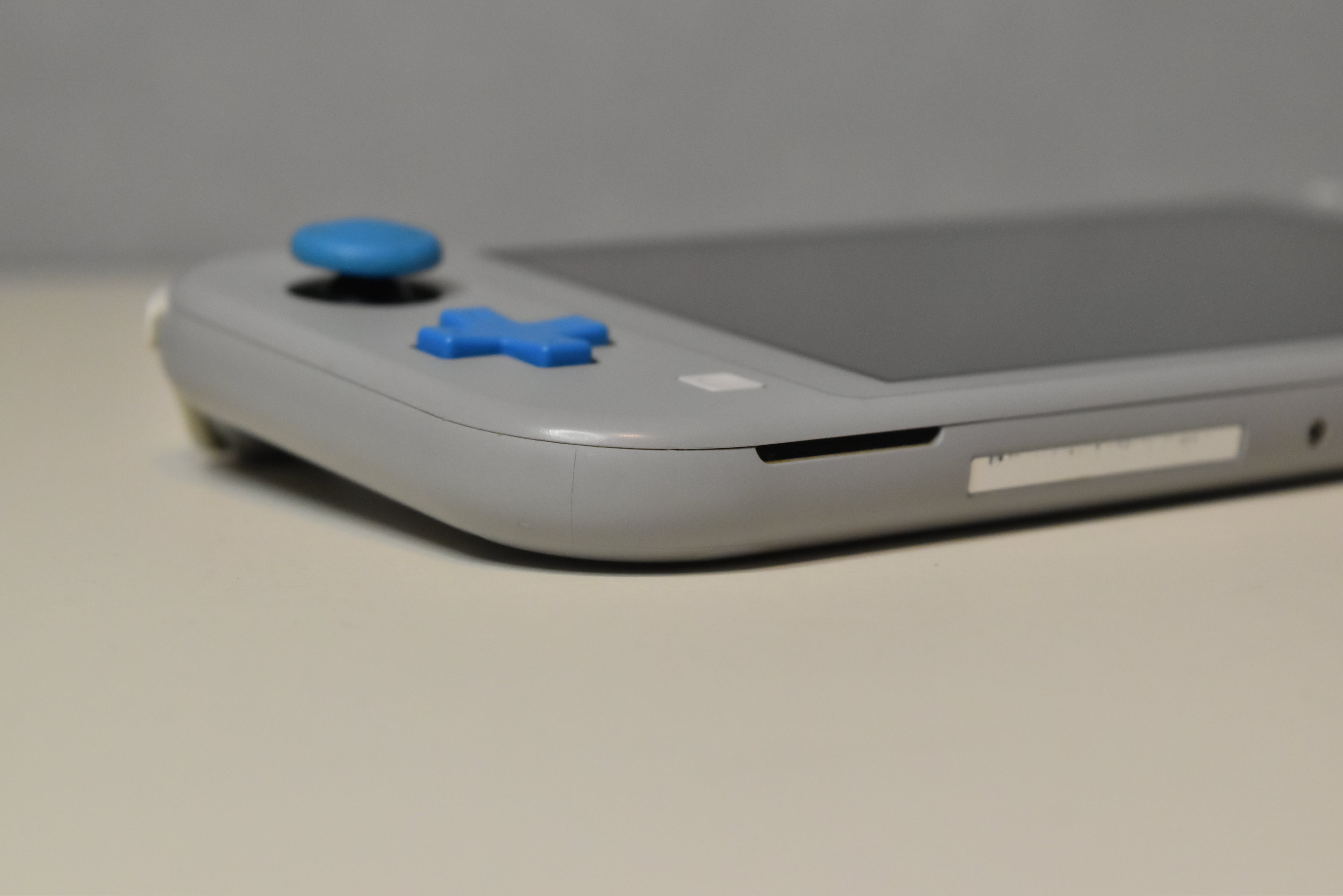 Nintendo Switch Lite Console / Pokemon Zacian Zamazenta Edition