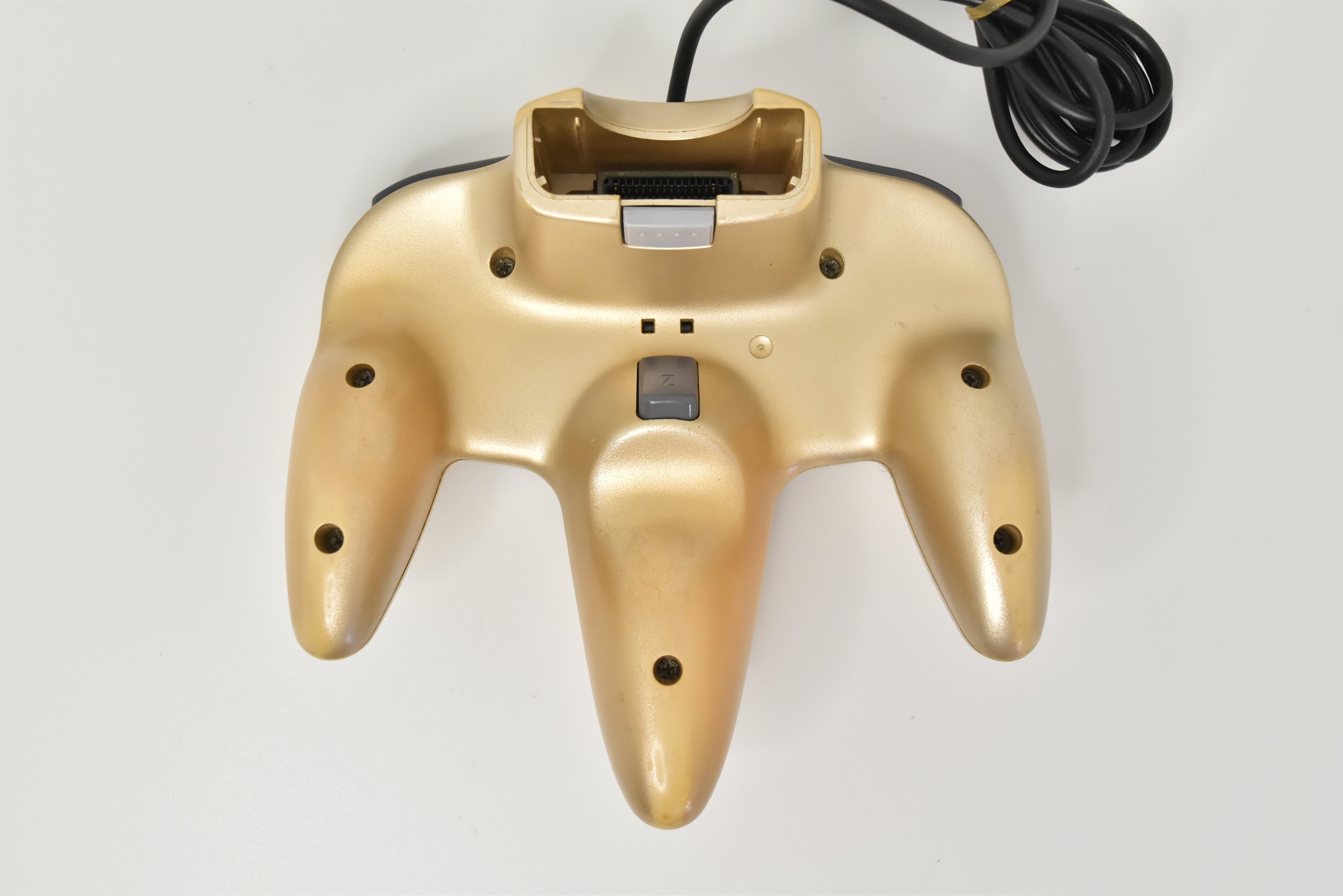 Nintendo 64 Gold Console System / Toys "R" Us Limited Edition / NTSC-J (Japan)