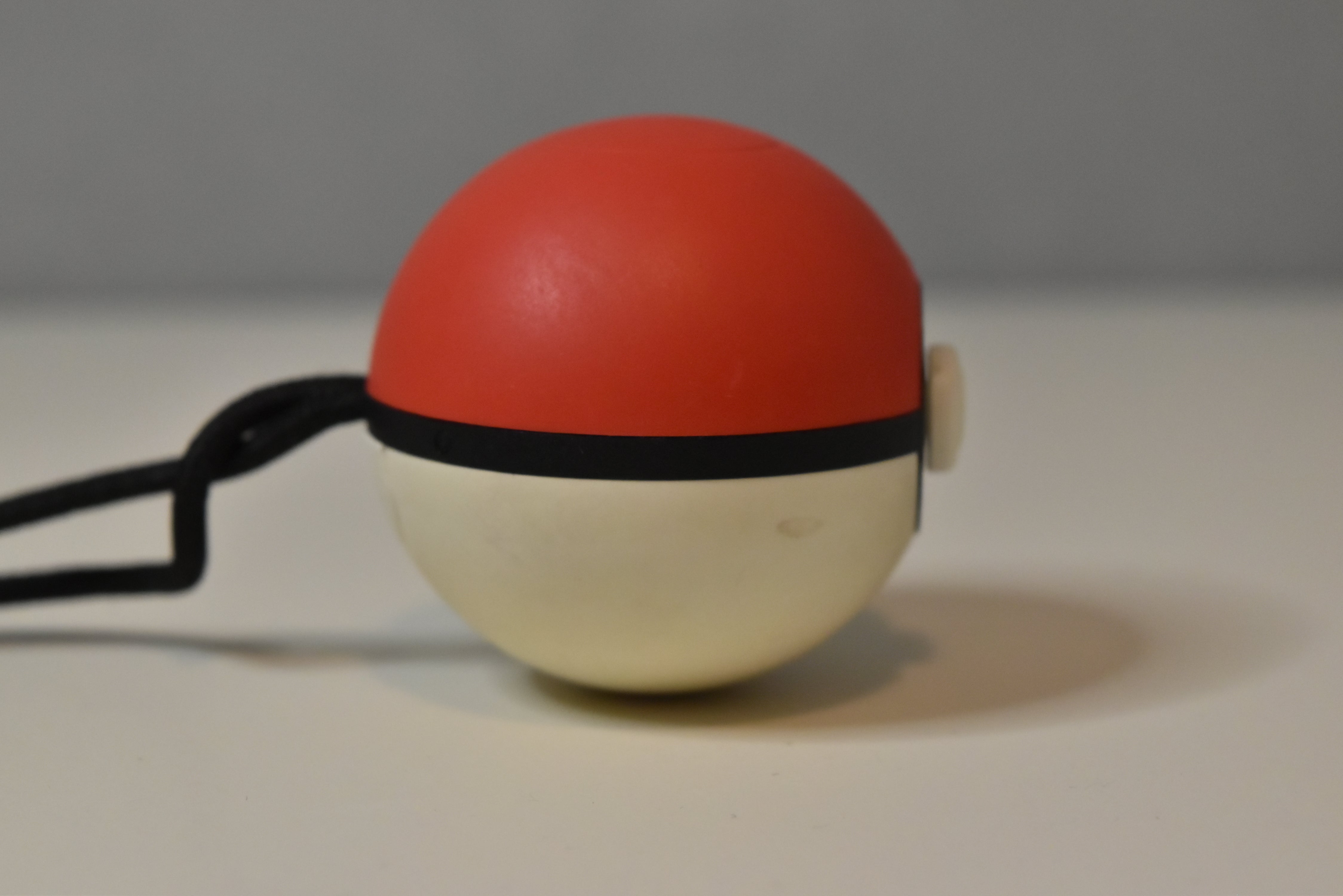 Poke Ball Plus / Monster Ball Plus / Nintendo Switch & Pokémon GO Accessory
