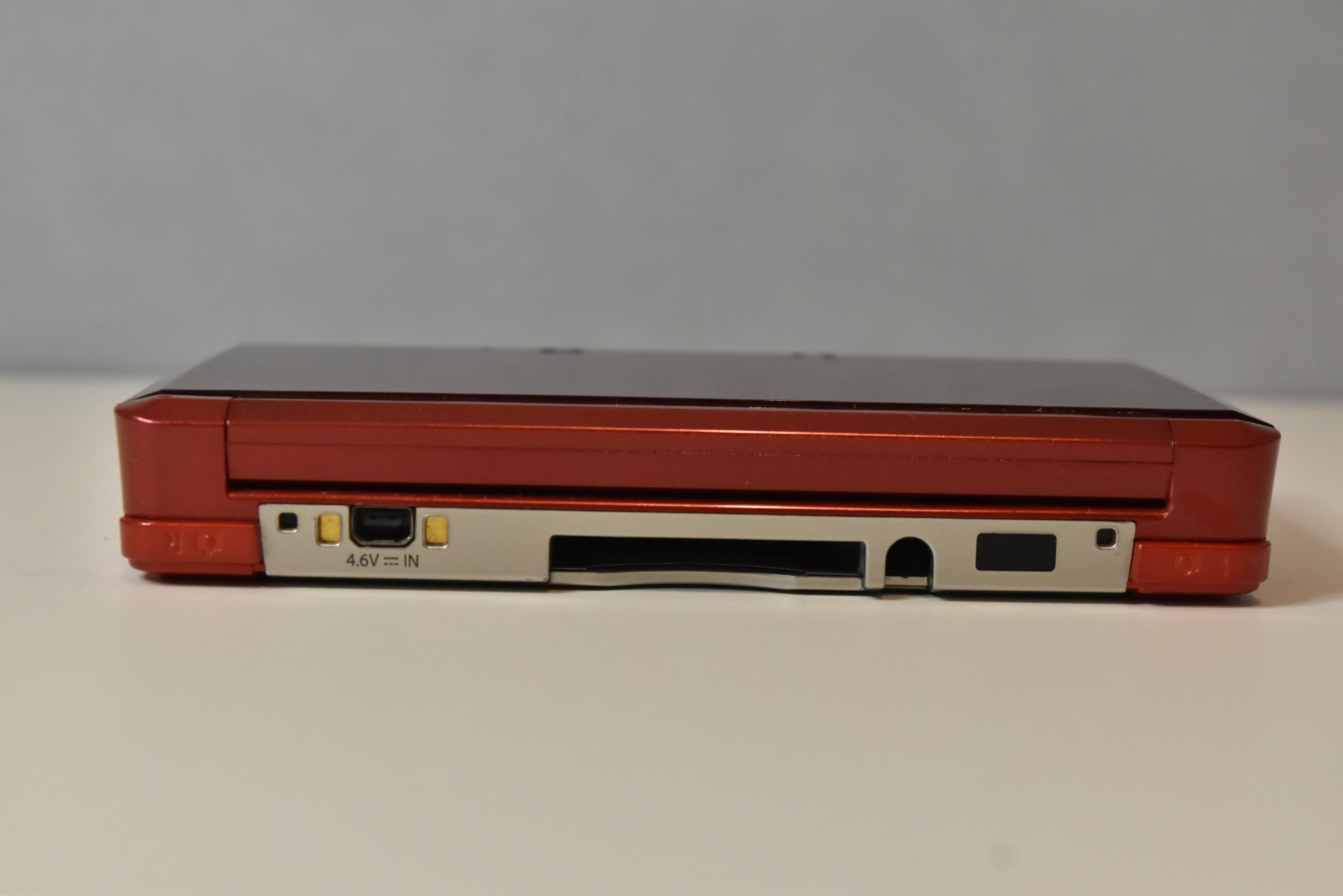 Nintendo 3DS Console / Flare Red Color / NTSC-J (Japan)